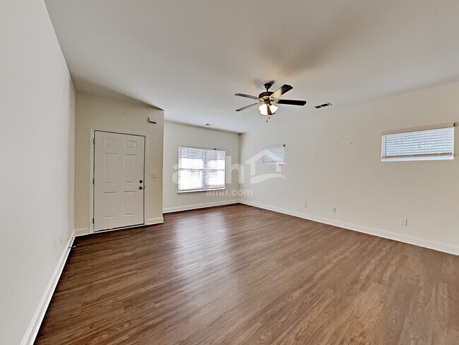 Building Photo - 103 Caitlin Ct