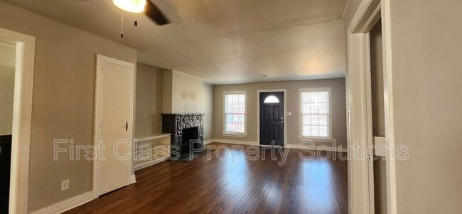 Building Photo - 1126 NW 55th St