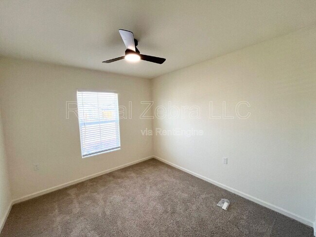 Building Photo - 4063 Cinnabar Ct