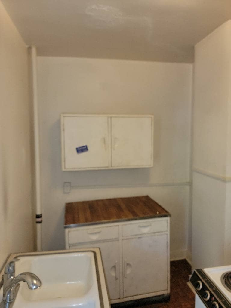 Building Photo - 547 Niagara St