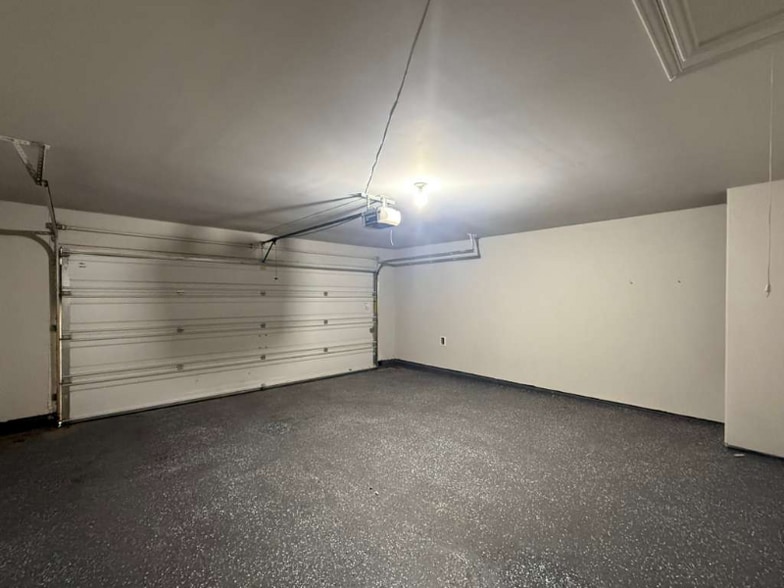 Building Photo - 6127 Blind Meadow