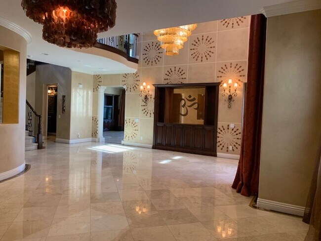 Building Photo - Boat Dock Home | Gated Community | Oxnard ...