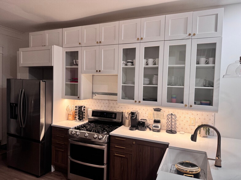 Building Photo - 219 Culver Ave