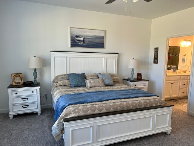 Building Photo - Beautiful Home in the Westhill Community -...