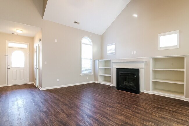 Building Photo - 116 Pearson Place