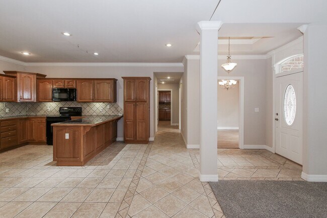 Building Photo - Stunning 3 Bedroom Home in Farmington