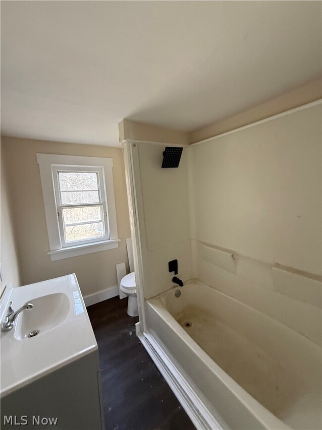 Building Photo - 2213 17th St NE