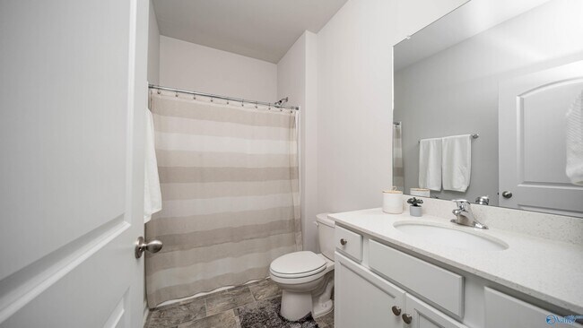 Building Photo - 115 Branton Ct