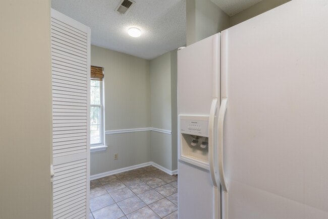 Building Photo - 5626 Amity Springs Dr