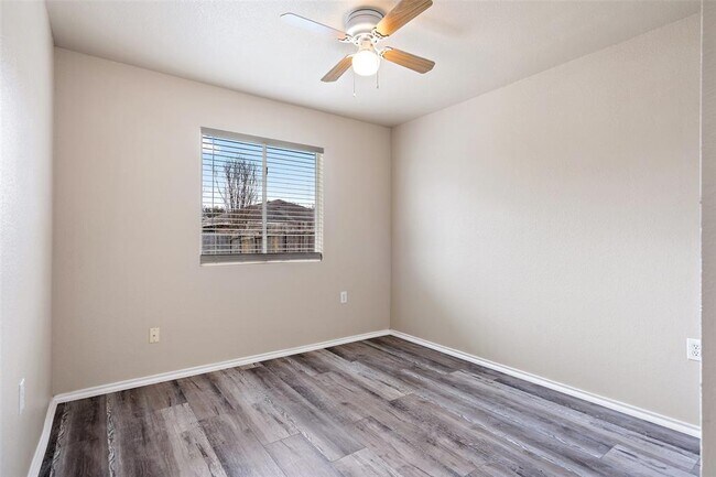 Building Photo - 1617 Anise Dr