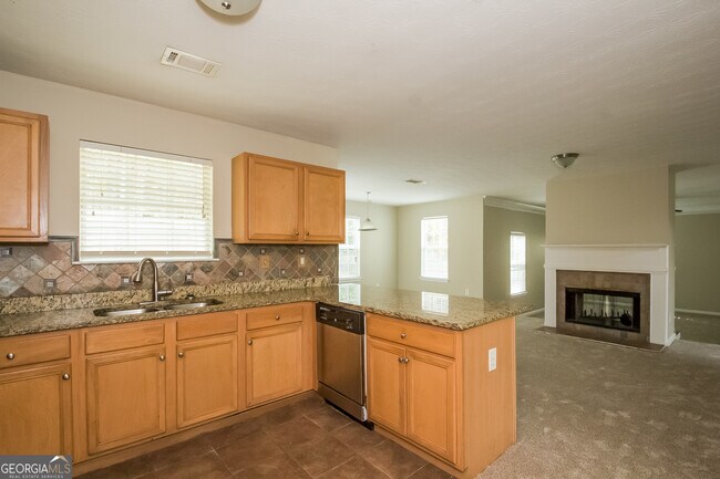 Building Photo - 370 Timberlake Terrace