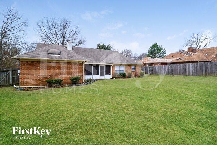 Building Photo - 1330 Fox Trace Dr