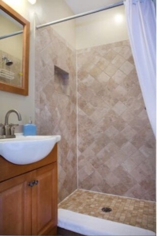 Building Photo - 2803 Ontario Rd NW