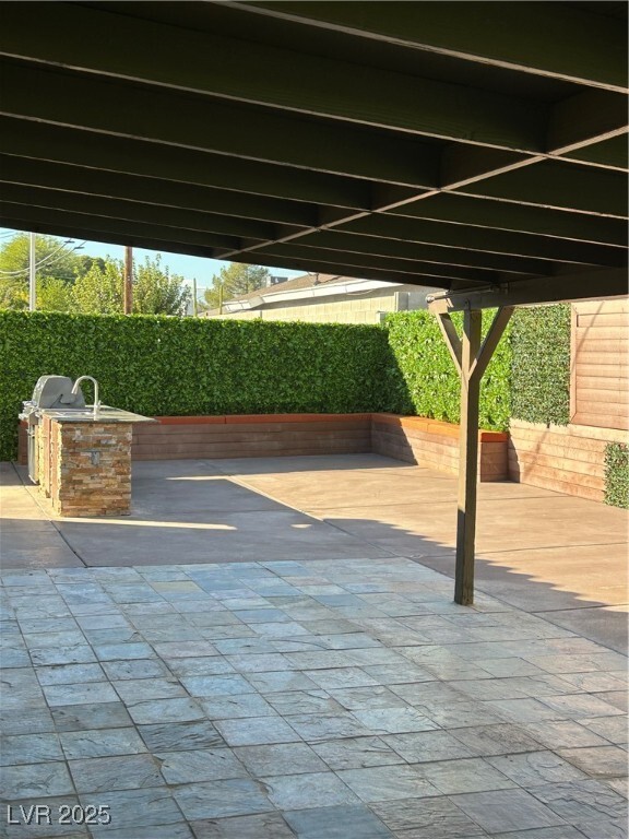 Building Photo - 3304 Cll De El Cortez