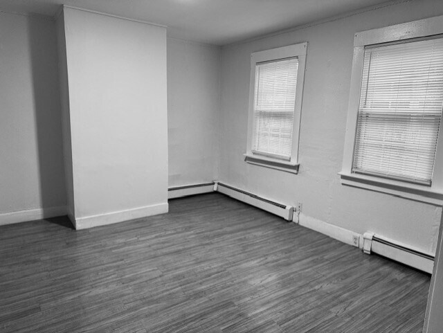 Building Photo - 281 E Merrimack St