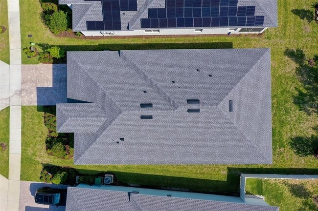 Building Photo - 887 Lk Hl Wy