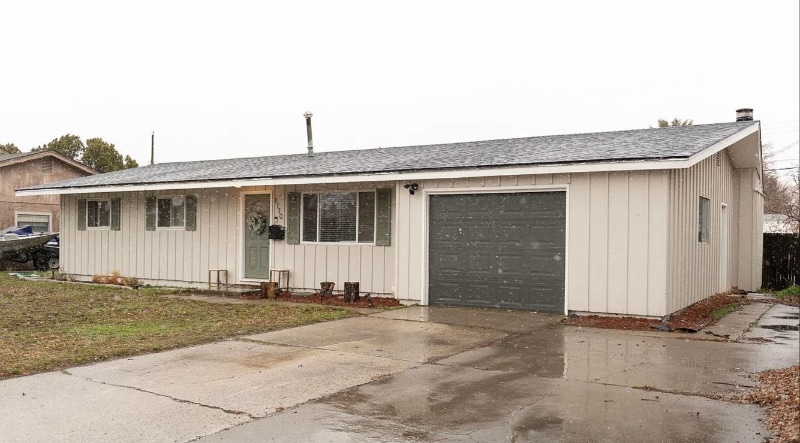 Building Photo - 1110 Phelps Cir