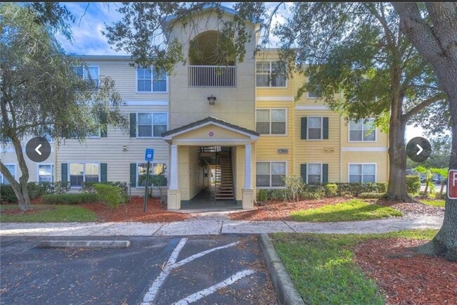 Primary Photo - 18139 Bridle Bit Ln