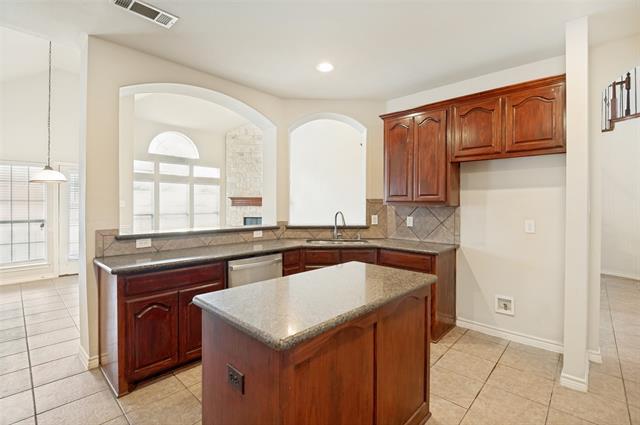 Building Photo - 11800 Pondview Ln