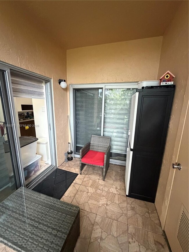 Building Photo - 15325 SW 106th Terrace