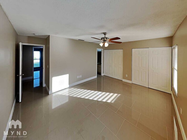 Building Photo - 8310 Clermont St