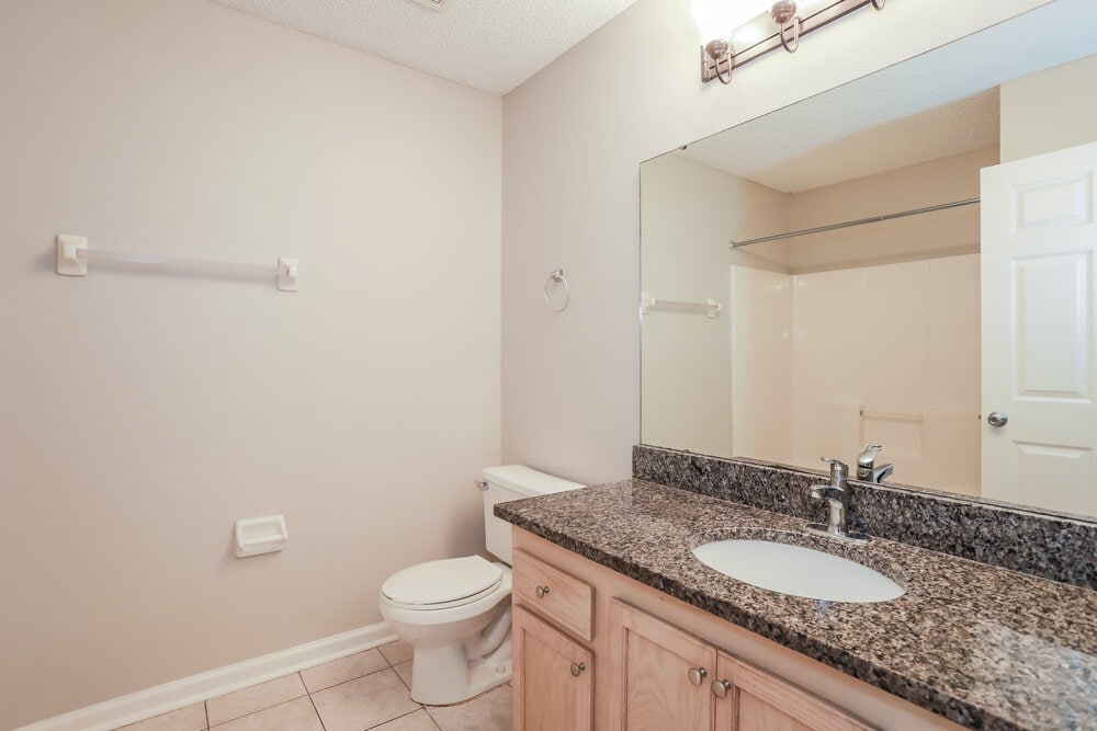 Building Photo - 7835 Longhorn Cir E