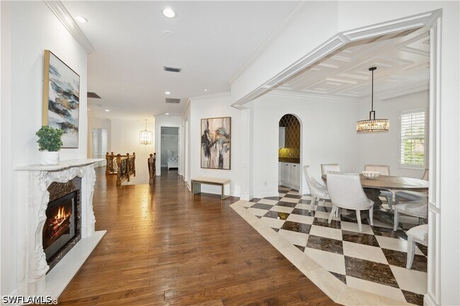 Building Photo - 6501 Crown Colony Pl
