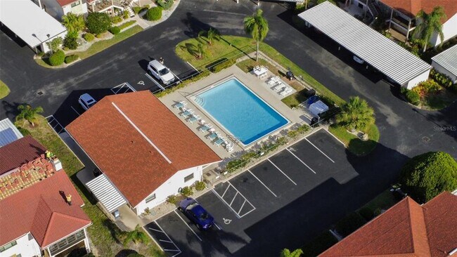 Building Photo - 9940 Eagles Point Cir