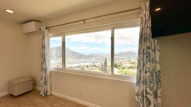 Building Photo - 1034 Kaumoku St