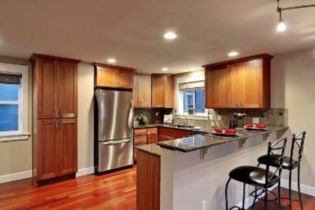Building Photo - 1410 N 55th St