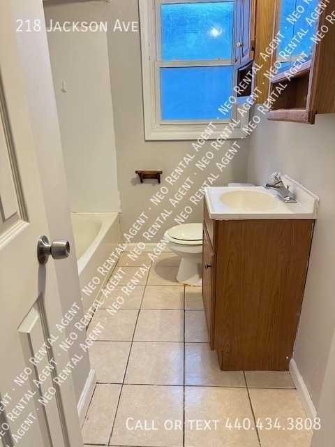 Building Photo - 218 Jackson Ave