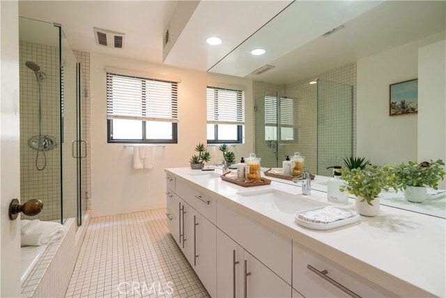 Building Photo - 1401 Camden Ave