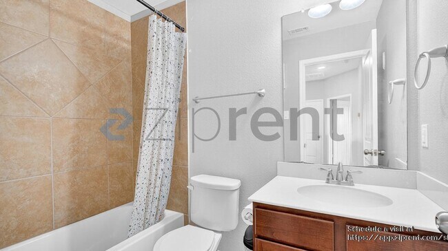 Building Photo - 1933 Howth Ave