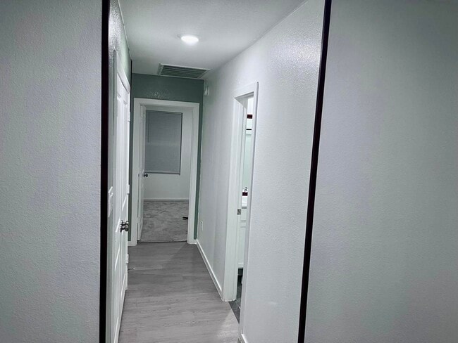 Building Photo - 21126 Trivento Dr