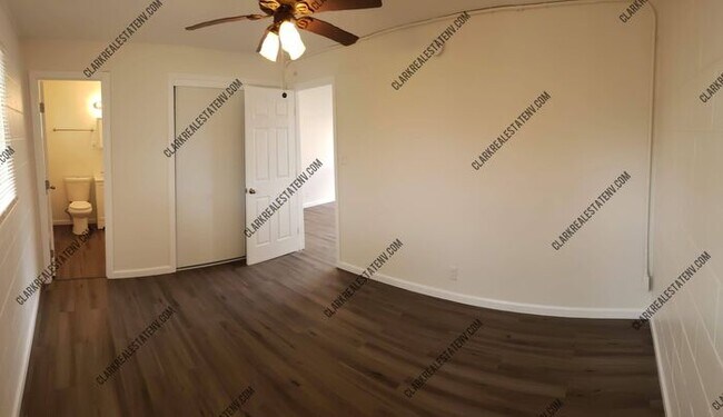 Building Photo - Brand New Midtown 1bed 1 Bath unit ready t...