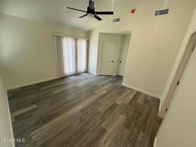 Building Photo - 17018 Midwood Dr