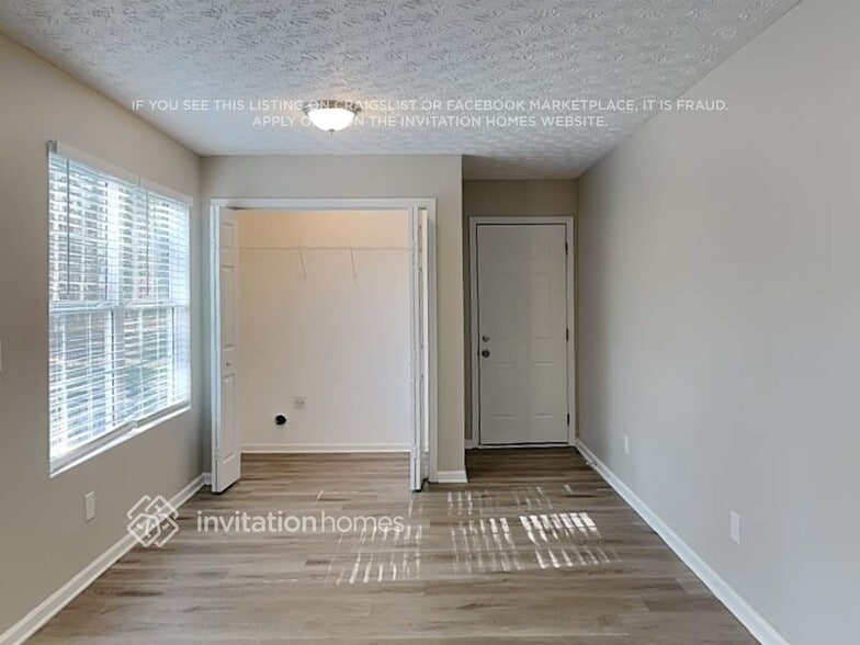 Building Photo - 6741 Mason Creek Rd