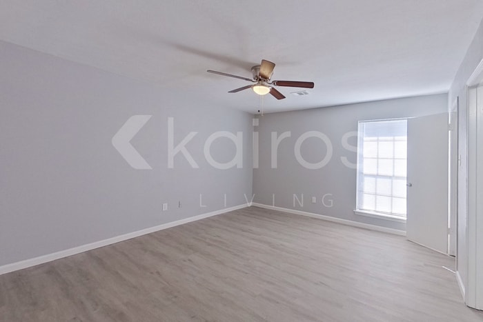 Building Photo - 422 David Dr