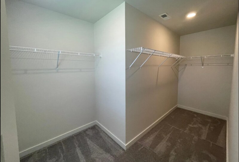 Building Photo - 2620 Comanche Ct