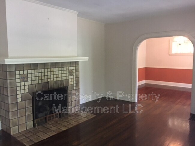 Building Photo - 3707 Whitland Ave
