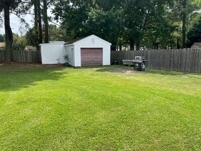 Building Photo - 5801 Craneybrook Ln