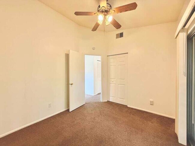 Building Photo - 599 Capistrano Ct