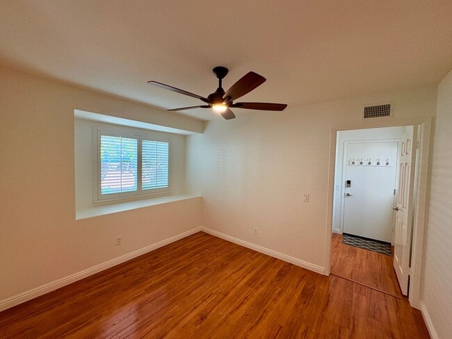 Building Photo - 2 Bedroom Plus Office House in Carlsbad