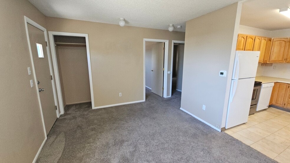 Building Photo - 128 Rhea Ln