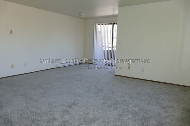 Building Photo - 3018 NW 85th St