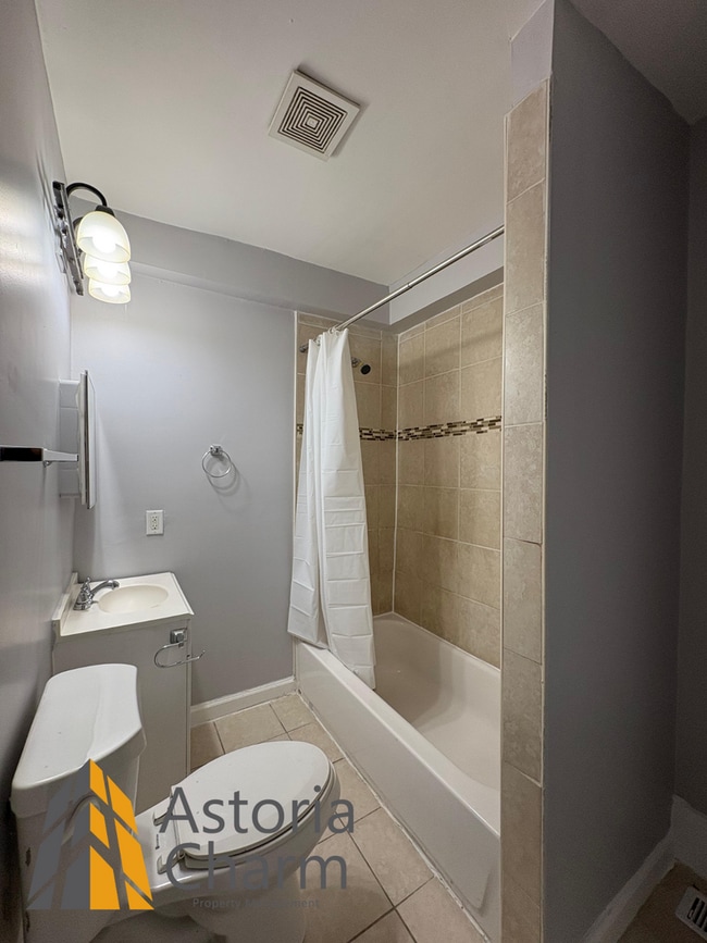 Building Photo - 4 Bed 2 Bath Home Near Mount Vernon – Vouc...