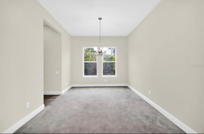Building Photo - 12345 Aldford Dr