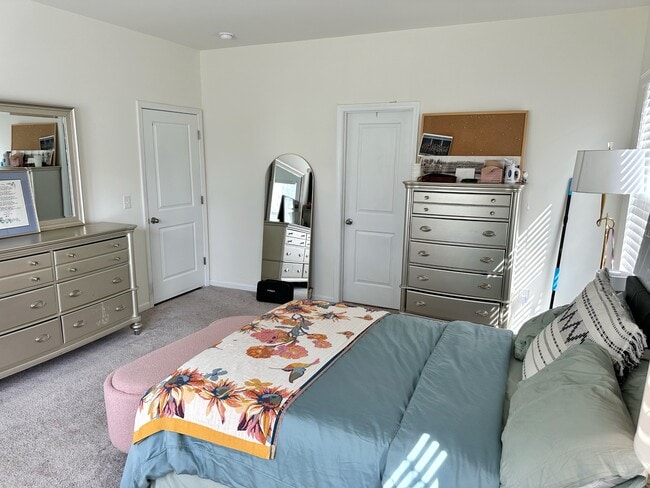 Building Photo - 1002 Rodanthe Dr