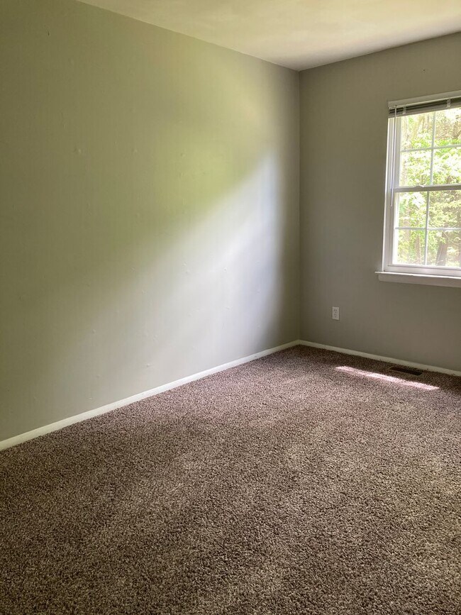 Building Photo - Spacious 3-Bedroom Townhome in Edgewood, MD – Convenient Location!