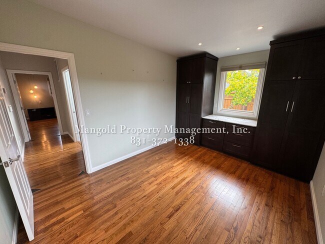 Building Photo - Stylish 2-Bed, 2-Bath Corner Lot Home with Modern Design and Spacious Outdoor Areas